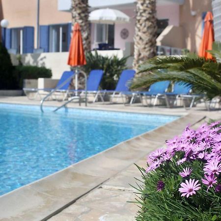Maya'S Apartment - Complimentary Paphos Airport Transport Exterior foto